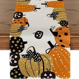 🎃 “Jack-o-Lantern” Seasonal Table Runner